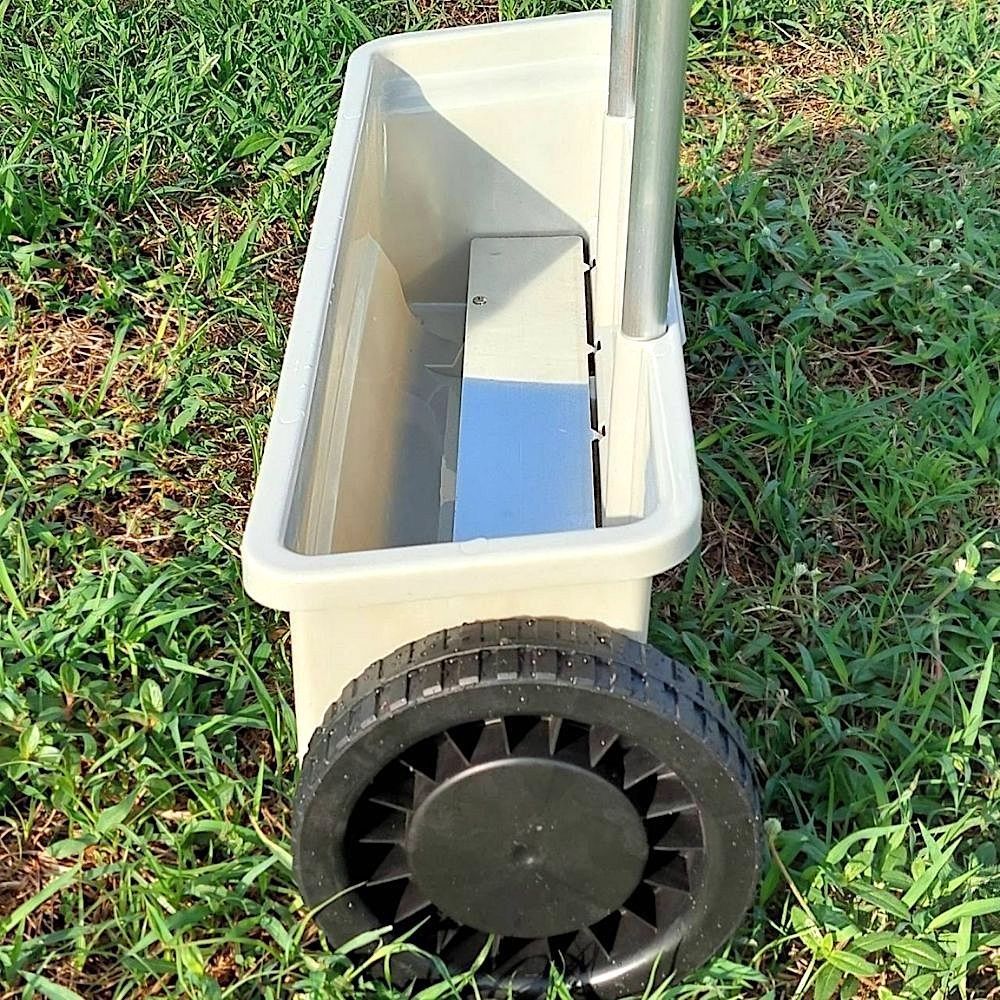 Seed Spreader: image 3