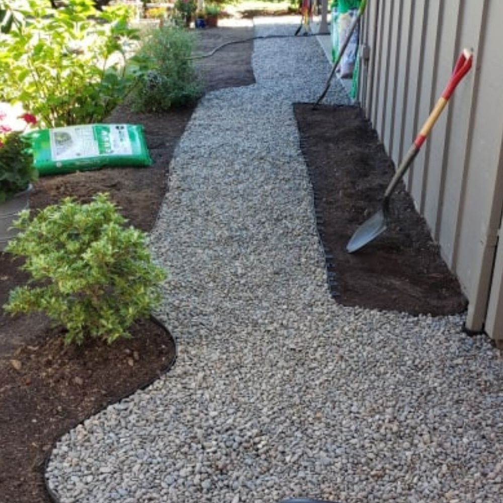 Black Plastic Garden Edging (5cm Face Height): image 5